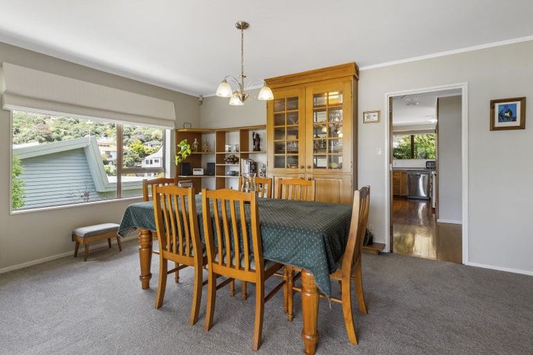 Photo of property in 37 Bosun Terrace, Whitby, Porirua, 5024