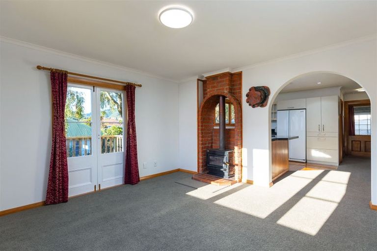 Photo of property in 65 Hampden Street, Picton, 7220