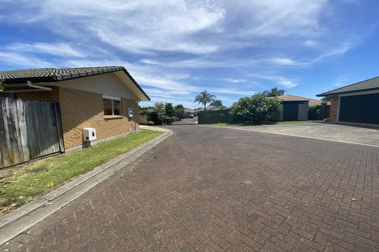 Photo of property in 27 Milson Drive, Papakura, 2110