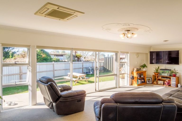 Photo of property in 12 Matipo Place, Edgecumbe, 3120