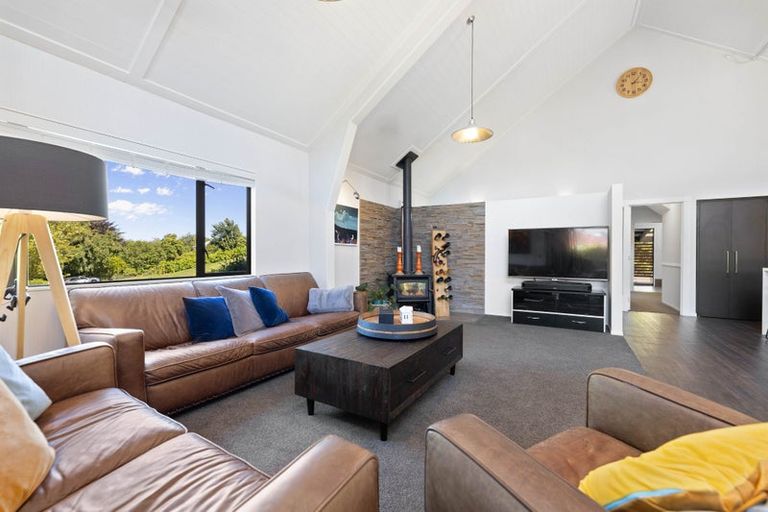 Photo of property in 29 Glen Mohr, Acacia Bay, Taupo, 3385