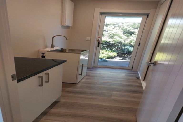 Photo of property in 5 Danske Close, Carterton, 5713