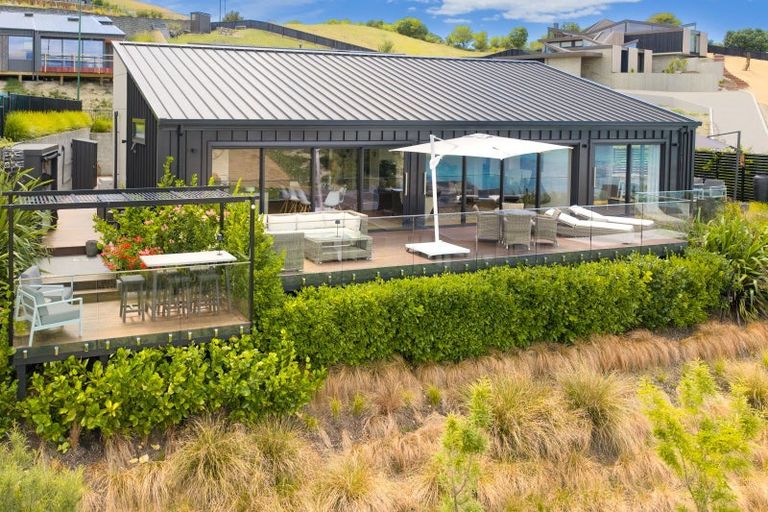 Photo of property in 10 Fairburn Place, Kaiteriteri, Motueka, 7197