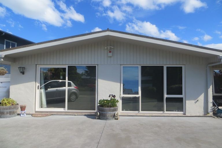 Photo of property in 140 Avenue Road, Greenmeadows, Napier, 4112