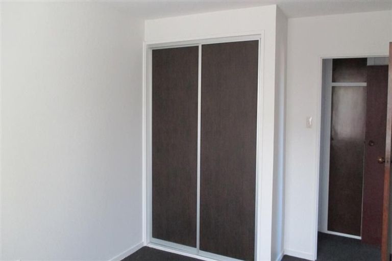 Photo of property in 1/90 Queenspark Drive, Parklands, Christchurch, 8083