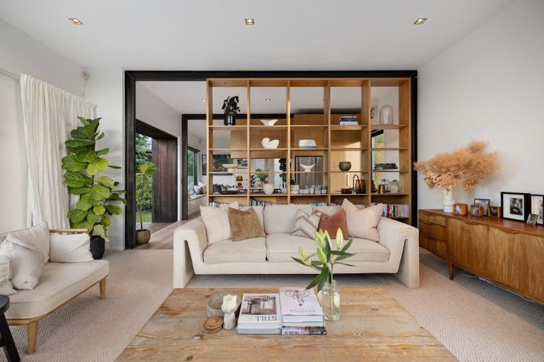 Photo of property in 12 Arran Lane, Jacks Point, Queenstown, 9371