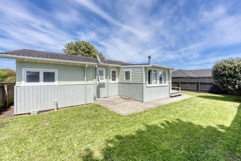Photo of property in 16a Kirk Street, Otaki, 5512