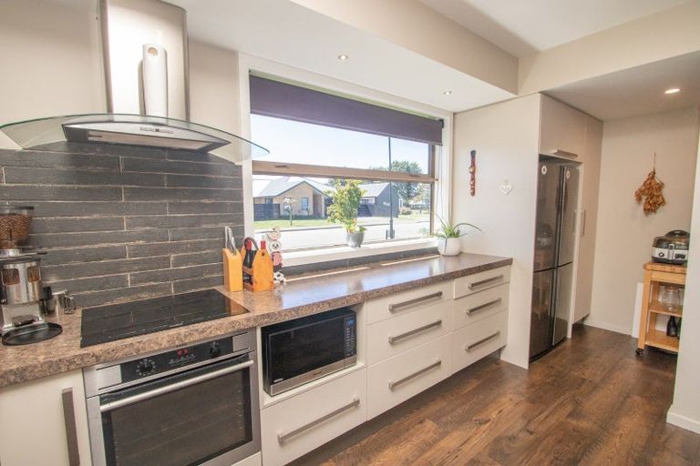 Photo of property in 17 Whiteoak Grove, Tinwald, Ashburton, 7700