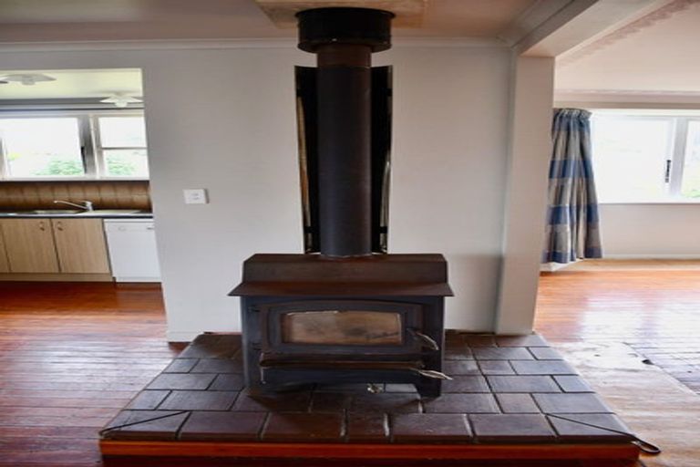 Photo of property in 129 Waverley Street, Karamea, 7893