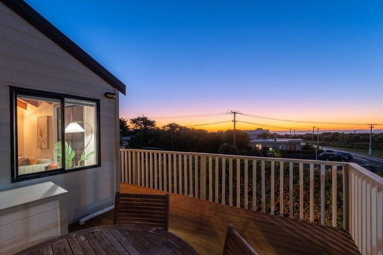Photo of property in 343 Te Horo Beach Road, Te Horo Beach, Otaki, 5581