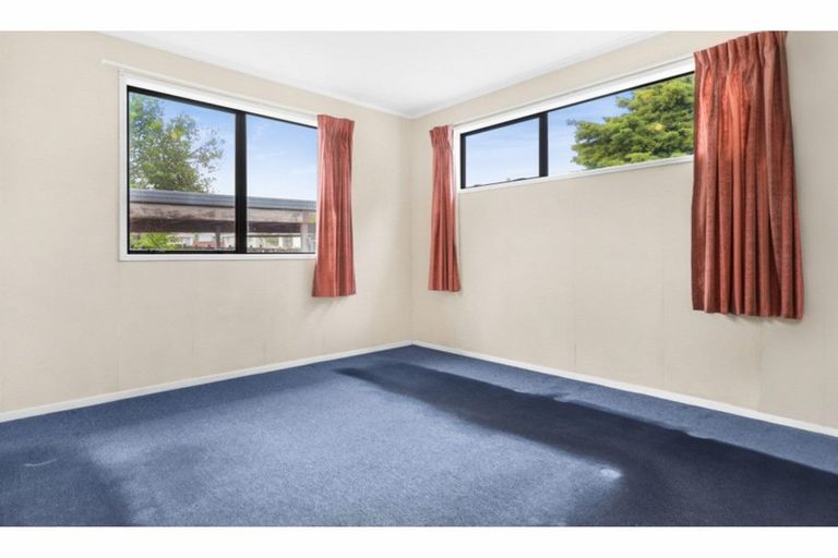 Photo of property in 1/46 Taitimu Drive, Weymouth, Auckland, 2103