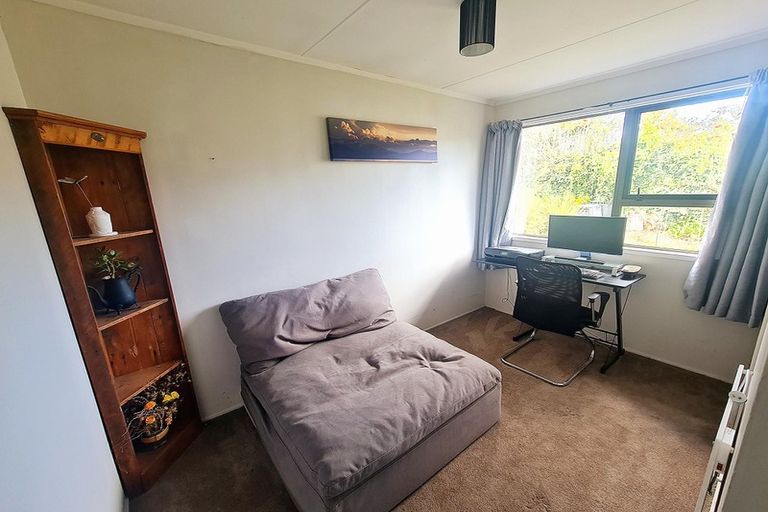 Photo of property in 2 Epping Place, Richmond Heights, Taupo, 3330