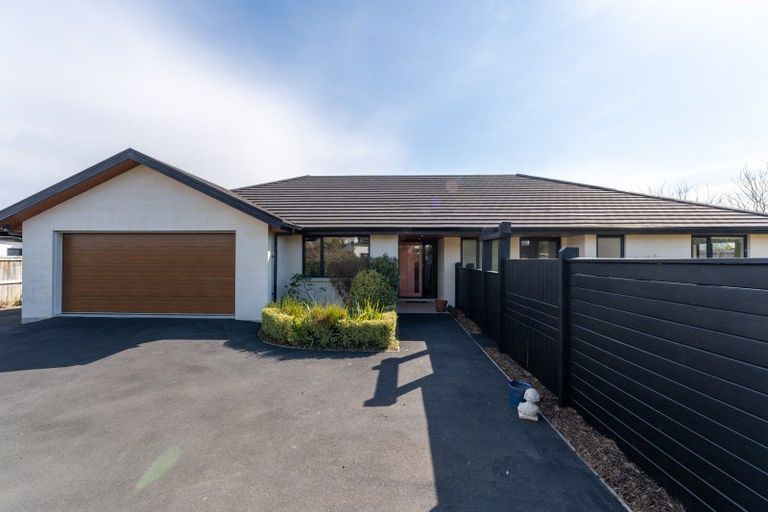Photo of property in 23 Heathfield Drive, Mosgiel, 9024