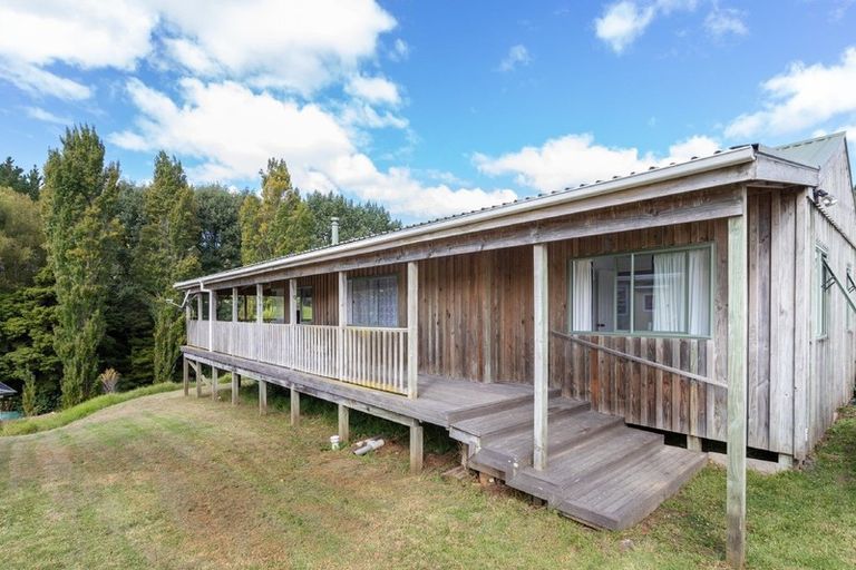 Photo of property in 32 Marshall Road, Kaiwaka, 0573