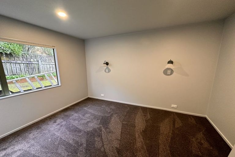 Photo of property in 11 William Bayes Place, Red Beach, 0932