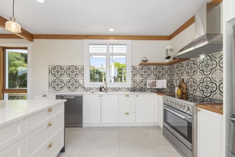 Photo of property in 69 Devon Street, Glenholme, Rotorua, 3010