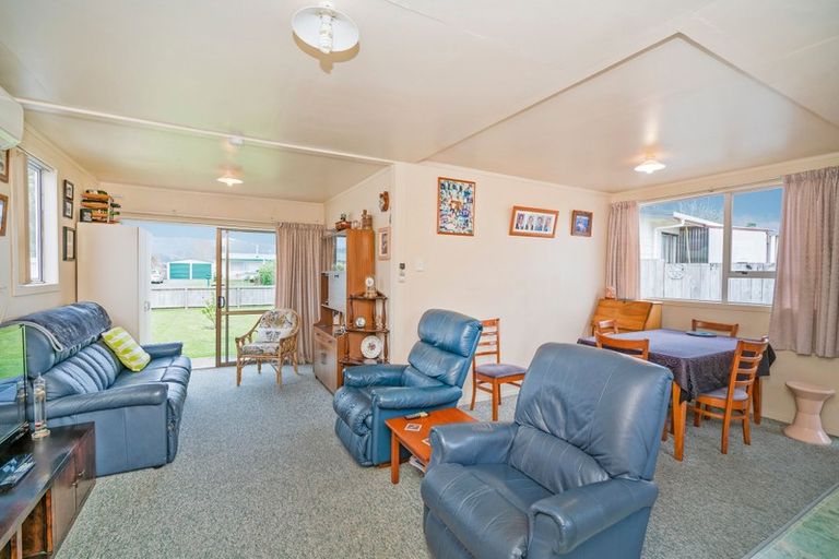 Photo of property in 17b Meadow Drive, Whitianga, 3510