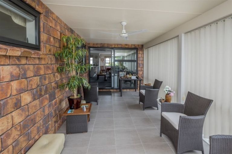 Photo of property in 19 Kent Street, Levin, 5510