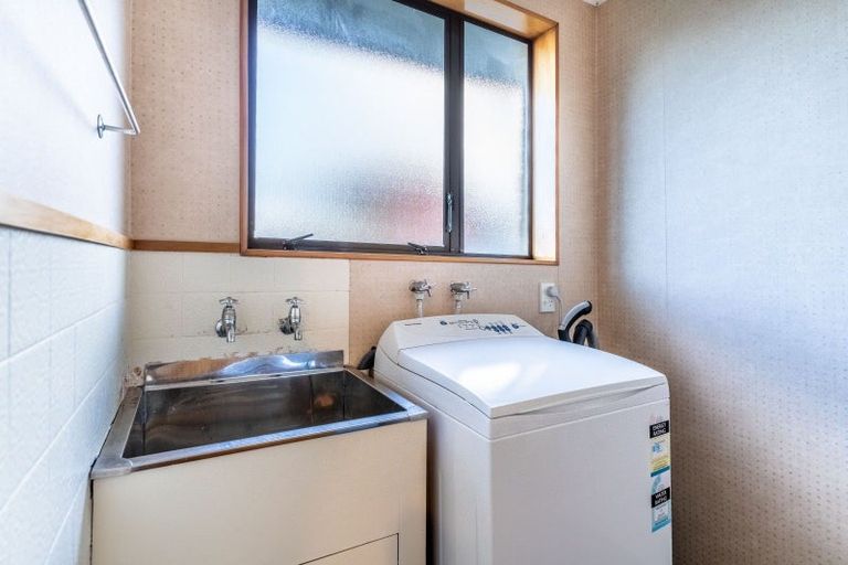 Photo of property in 21 Waterford Drive, Winton, 9720