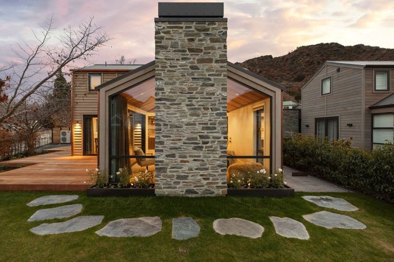 Photo of property in 9c Caernarvon Street, Arrowtown, 9302