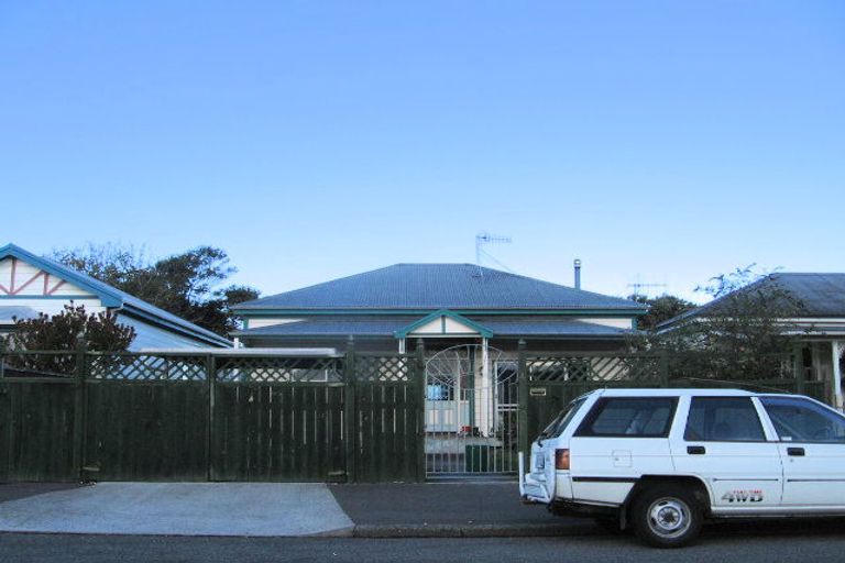 Photo of property in 4 Hall Street, Napier South, Napier, 4110