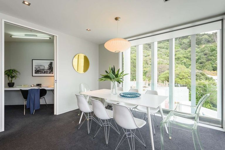 Photo of property in Alto Apartments, 2a/22 Telford Terrace, Oriental Bay, Wellington, 6011