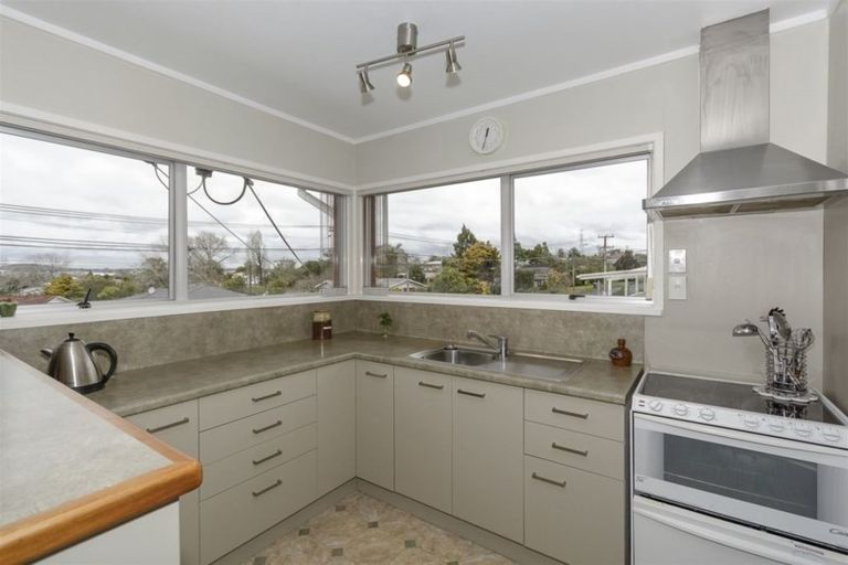 Photo of property in 1/20 Merchant Avenue, Te Atatu South, Auckland, 0610