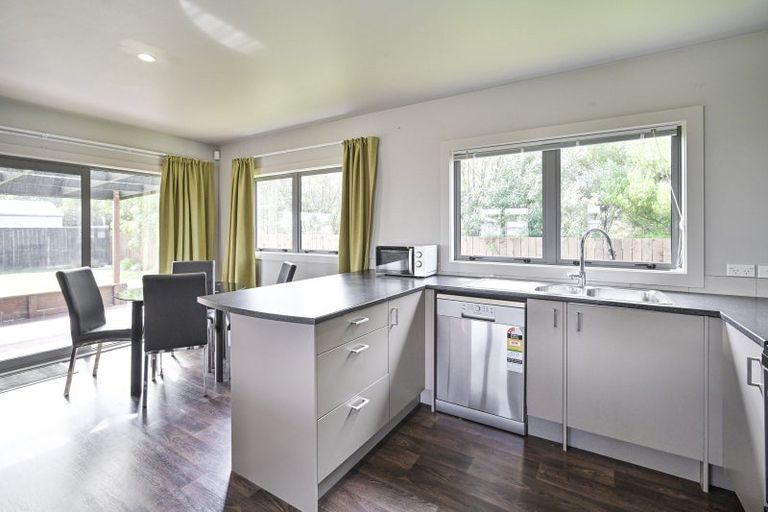 Photo of property in 16 Arklow Place, Flaxmere, Hastings, 4120