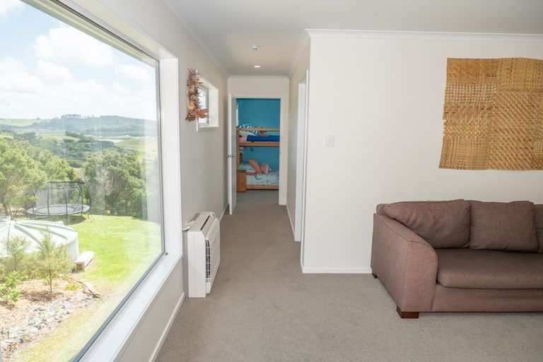 Photo of property in 95 Stratford Drive, Cable Bay, 0420