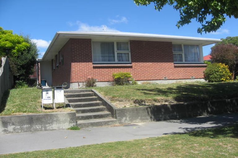 Photo of property in 2/46 Lochee Road, Upper Riccarton, Christchurch, 8041