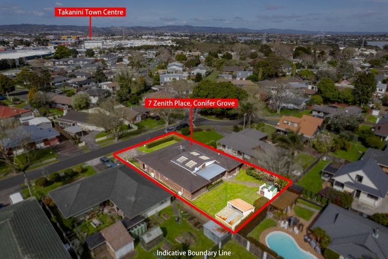 Photo of property in 7 Zenith Place, Conifer Grove, Takanini, 2112
