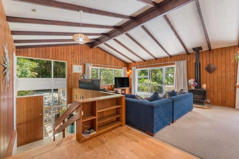 Photo of property in 260 School Road, Waimauku, 0881