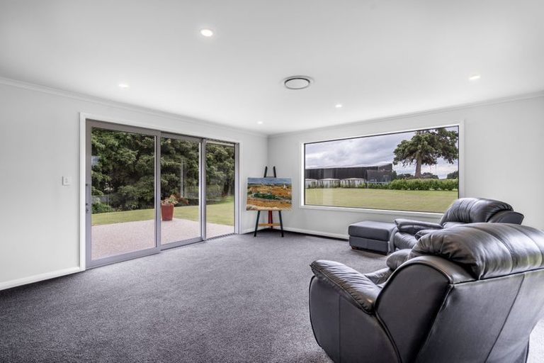 Photo of property in 92 Blairlogie Close, Otatara, Invercargill, 9879