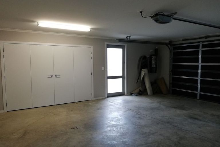 Photo of property in 13 Ruske Place, Grandview Heights, Hamilton, 3200