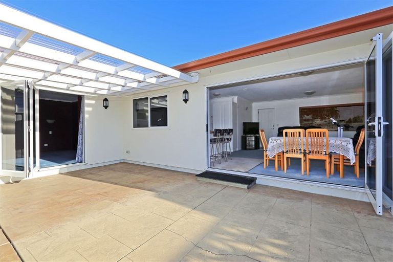 Photo of property in 208 Galway Place, Mayfair, Hastings, 4122