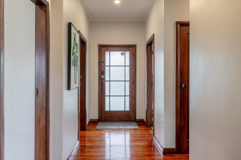 Photo of property in 7a Nathan Place, West End, Palmerston North, 4412