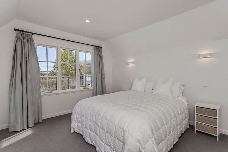 Photo of property in 165 Clyde Road, Burnside, Christchurch, 8053