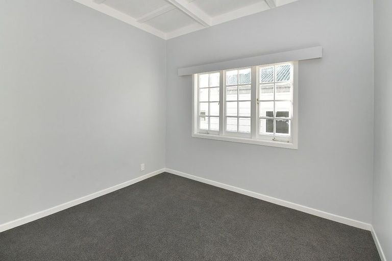 Photo of property in 1 Mary Keane Lane, Parakai, 0830