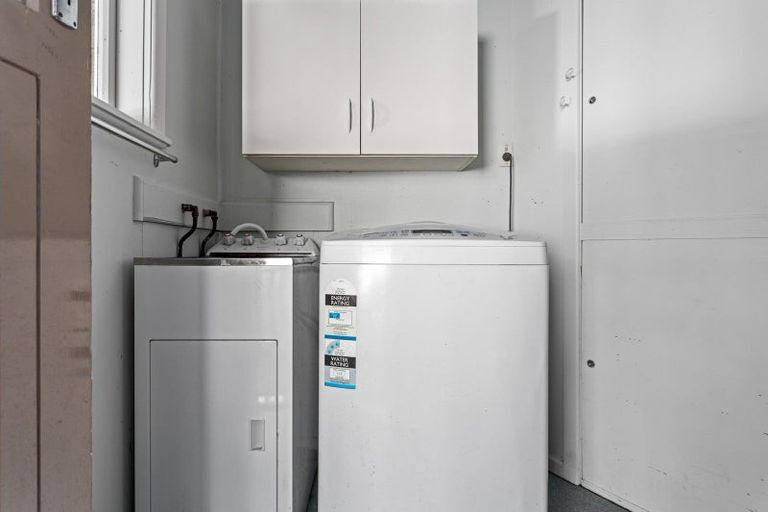 Photo of property in 81 College Road, Edgecumbe, 3120