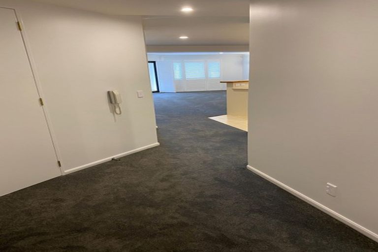 Photo of property in 13/22 Oriental Terrace, Oriental Bay, Wellington, 6011