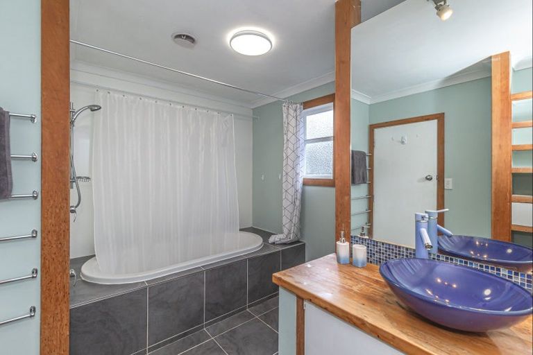 Photo of property in 12 Clark Street, Levin, 5510