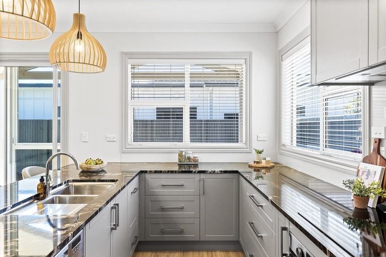 Photo of property in 29a Parata Street, Waikanae, 5036