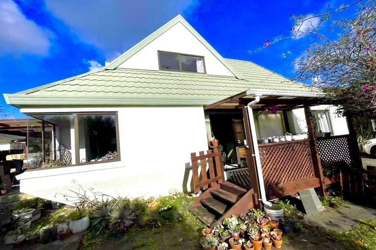 Photo of property in 2/53 Frank Nobilo Drive, Golflands, Auckland, 2013