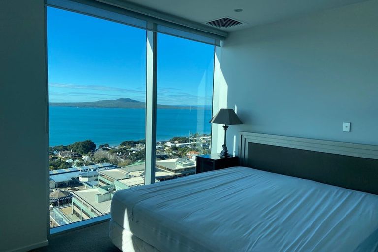 Photo of property in Sentinel Apartments, 1901/3 Northcroft Street, Takapuna, Auckland, 0622