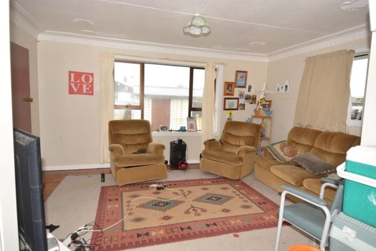 Photo of property in 16 Stirrat Street, Kingswell, Invercargill, 9812