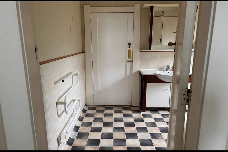 Photo of property in 23 Pharazyn Street, Melling, Lower Hutt, 5010