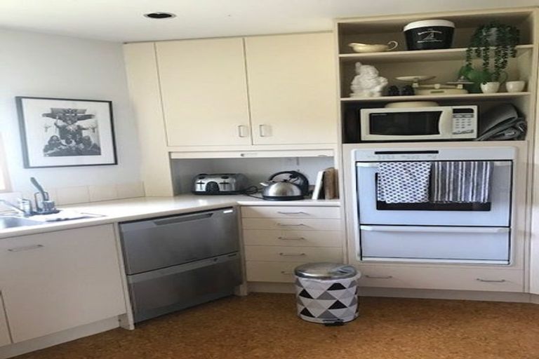 Photo of property in 110 Beacon Point Road, Wanaka, 9305