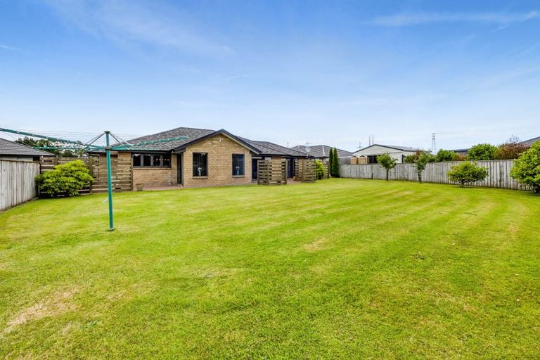 Photo of property in 12 Mercade Close, Stratford, 4332