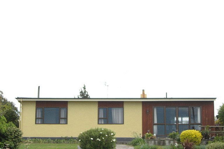 Photo of property in 71 Kings Avenue, Waikuku Beach, 7402