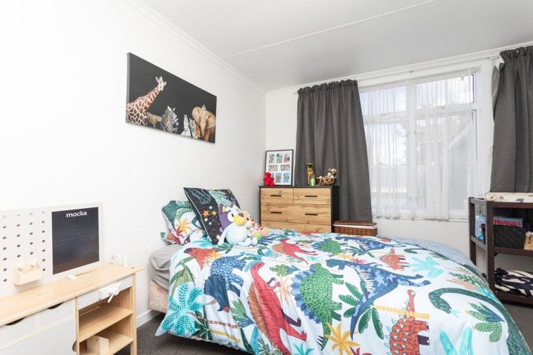 Photo of property in 33 Tennyson Street, Dannevirke, 4930